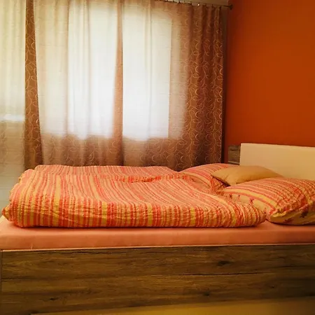 Jarosova 公寓 兹诺伊莫